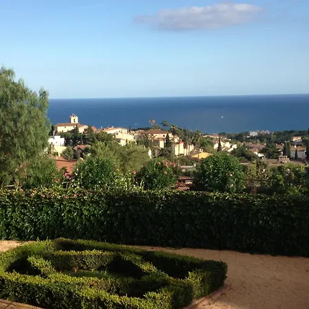 Mora De Dalt Hotel 3*