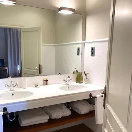 Hotel Mora De Dalt