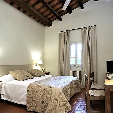 Mora De Dalt Hotel 3*