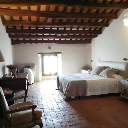 Hotel Mora De Dalt 3*