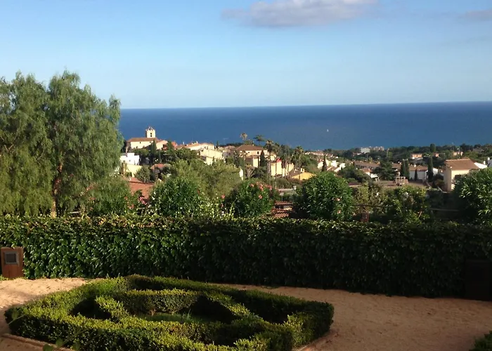 Mora De Dalt Hotel 3*